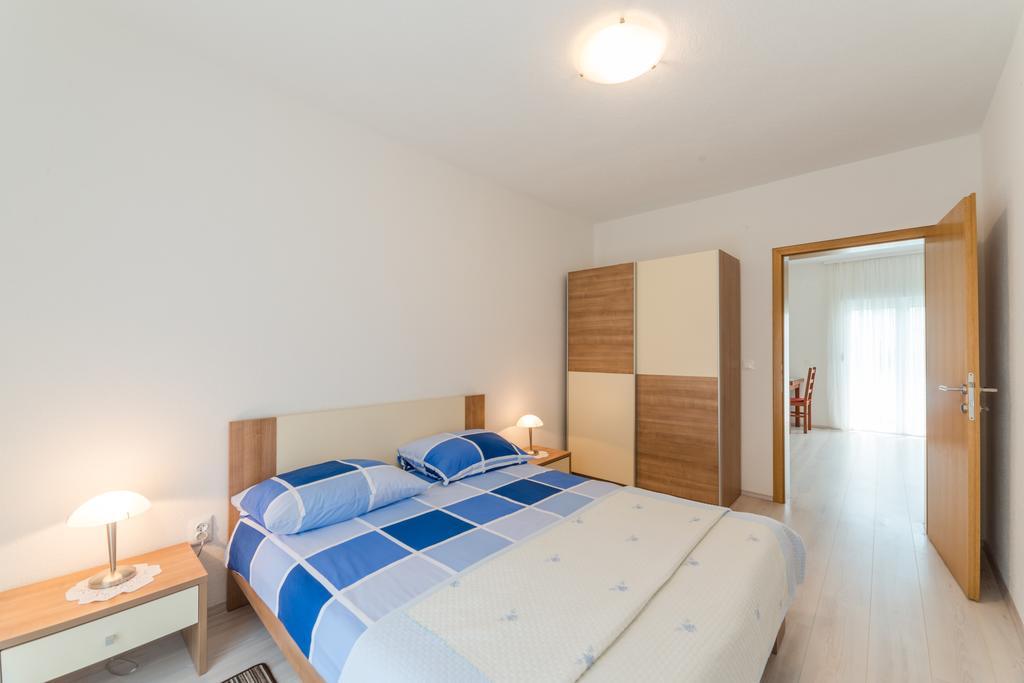 Apartments Brekalo Pakoštane Dış mekan fotoğraf